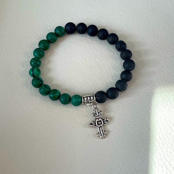 💙 2/$50 💙 ‘Cruz’ Lava Bead Bracelet Aromatherapy Essential Oil Bracelet - Picture 1 of 1